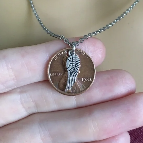 1959-1969 Lucky Penny Necklace Angel Wing Memorial Stainless Steel Coin Money - Picture 7 of 11